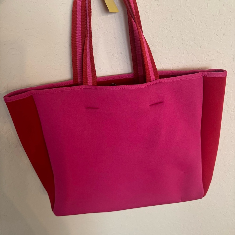 summersalt neoprene tote bag new with tags
